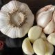 garlic health benefits, what are the health benefits of garlic, does garlic powder have health benefits, is garlic good for your health, garlic uses for health